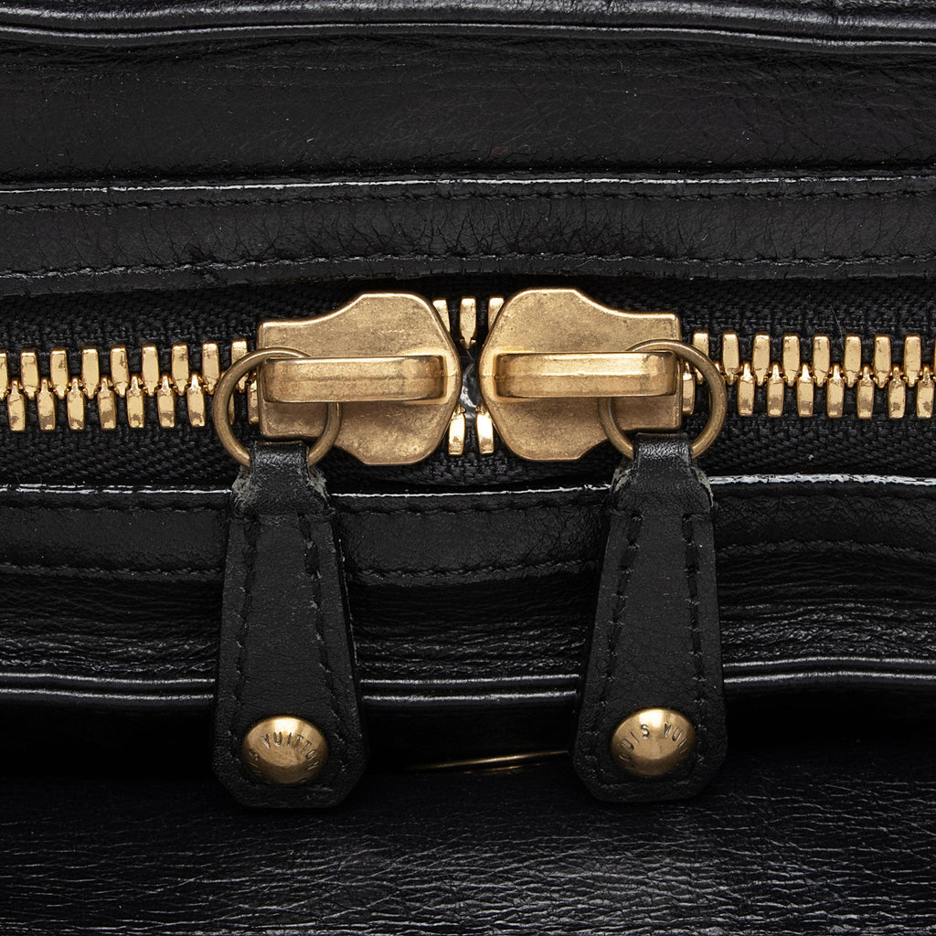 Louis Vuitton Limited Edition Lambskin Riveting Satchel (SHF-qoeOQg)