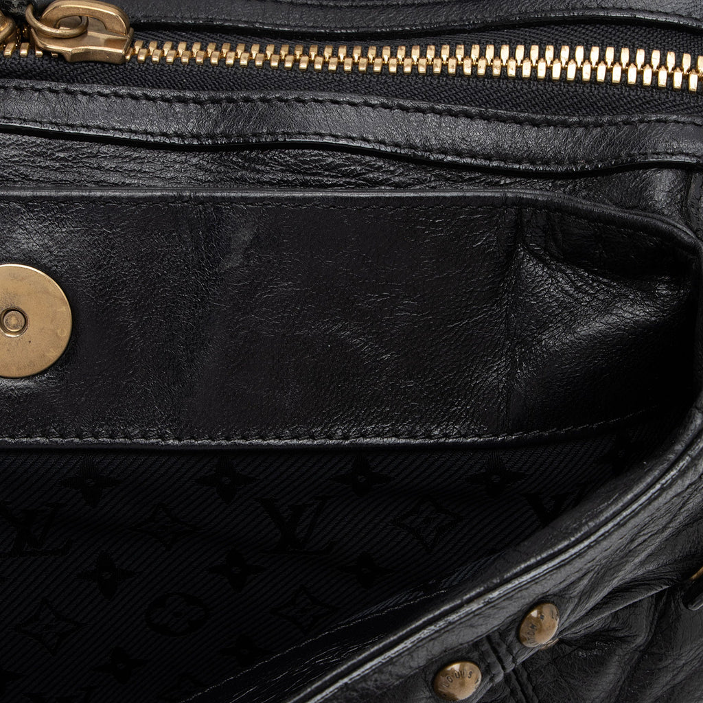 Louis Vuitton Limited Edition Lambskin Riveting Satchel (SHF-qoeOQg)