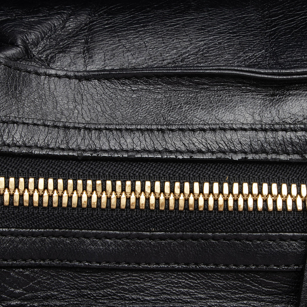Louis Vuitton Limited Edition Lambskin Riveting Satchel (SHF-qoeOQg)