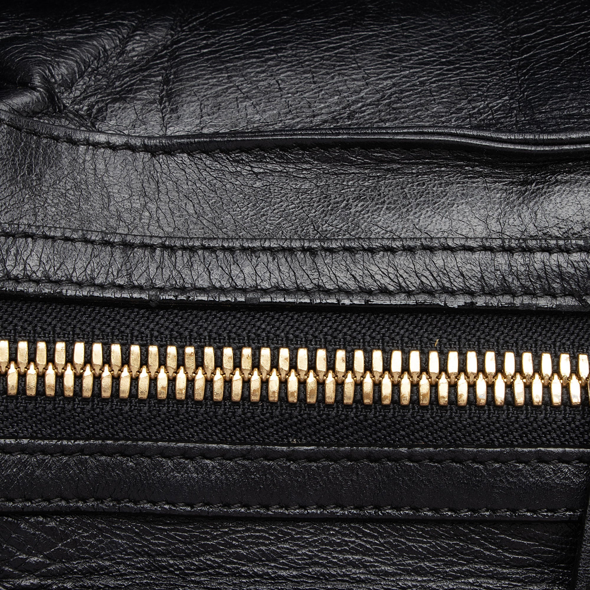 Louis Vuitton Limited Edition Lambskin Riveting Satchel (SHF-qoeOQg)