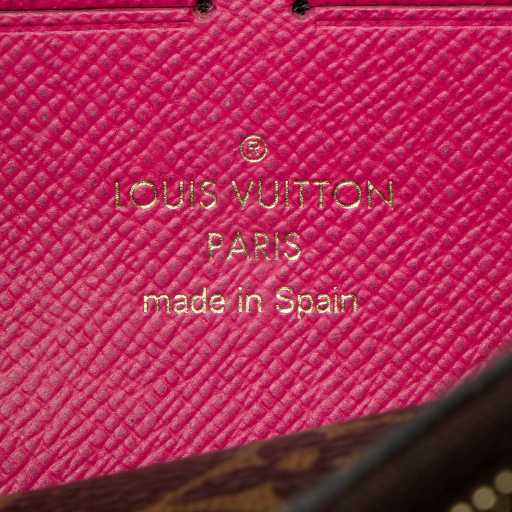 Louis Vuitton Limited Edition Monogram Canvas Animation Ski Bears Pochette Weekend Bag