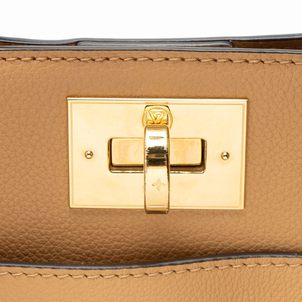 Louis Vuitton Mahina Calfskin On My Side MM Tote