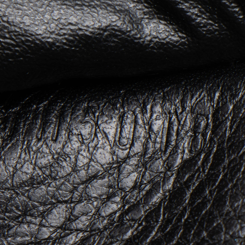 Louis Vuitton Mahina Leather Amelia Wallet