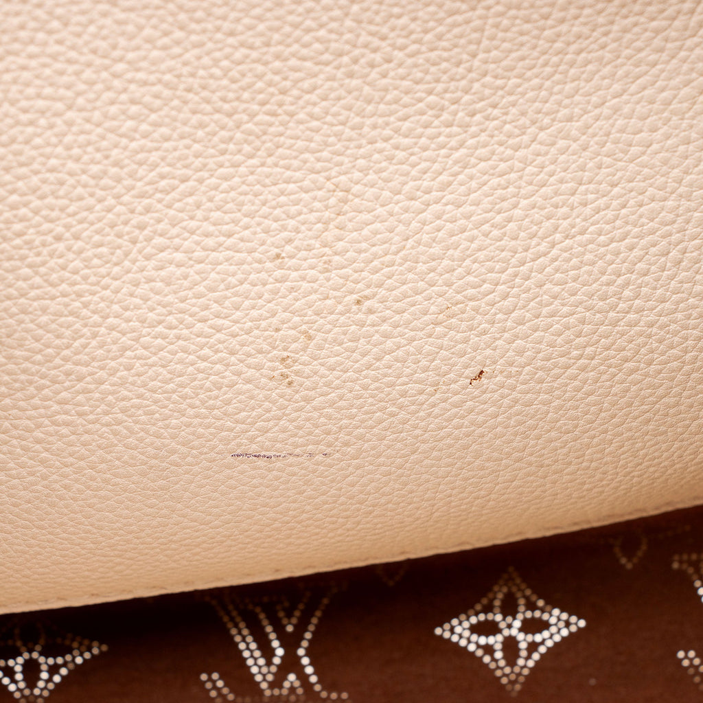 Louis Vuitton Mahina Leather Carmel Hobo