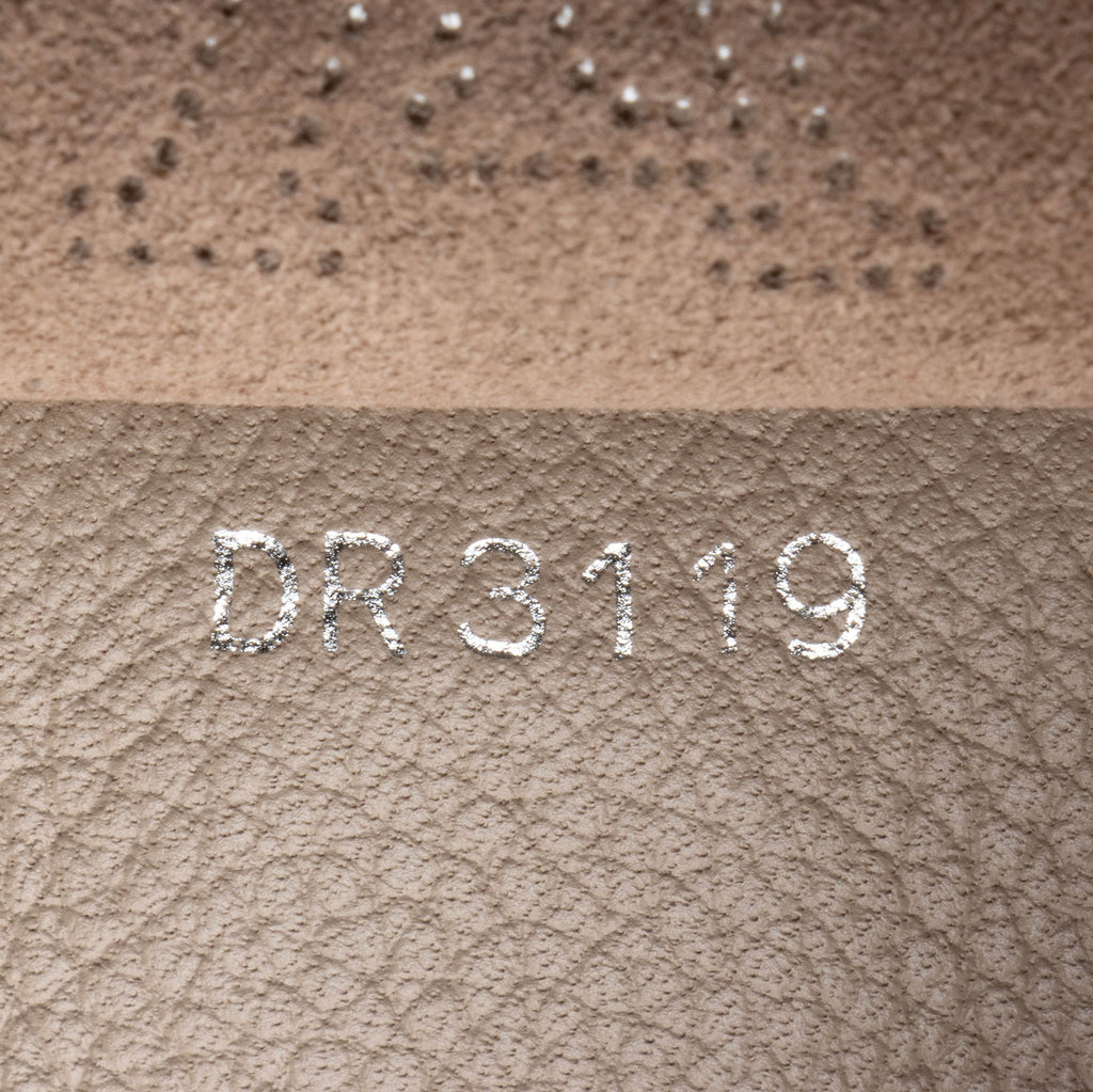Louis Vuitton Mahina Leather Hina MM Tote