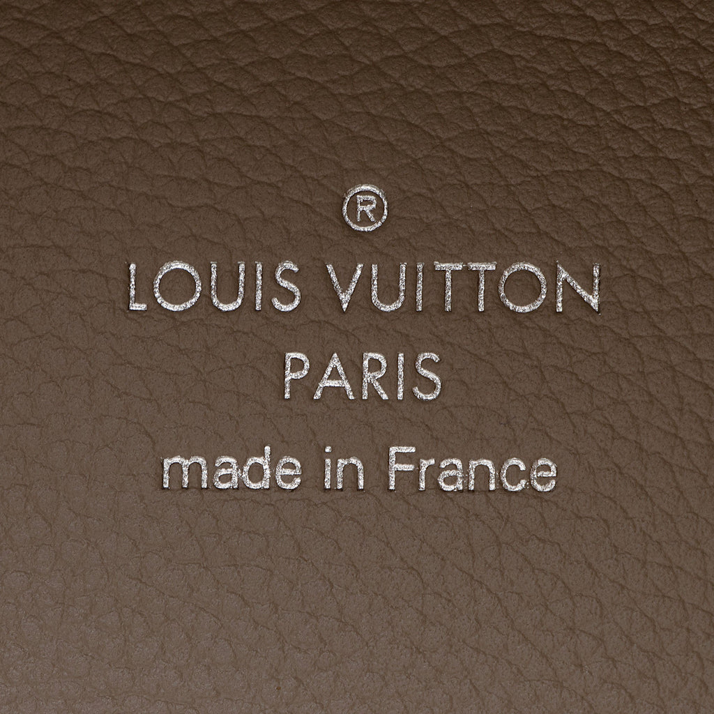 Louis Vuitton Mahina Leather Hina MM Tote