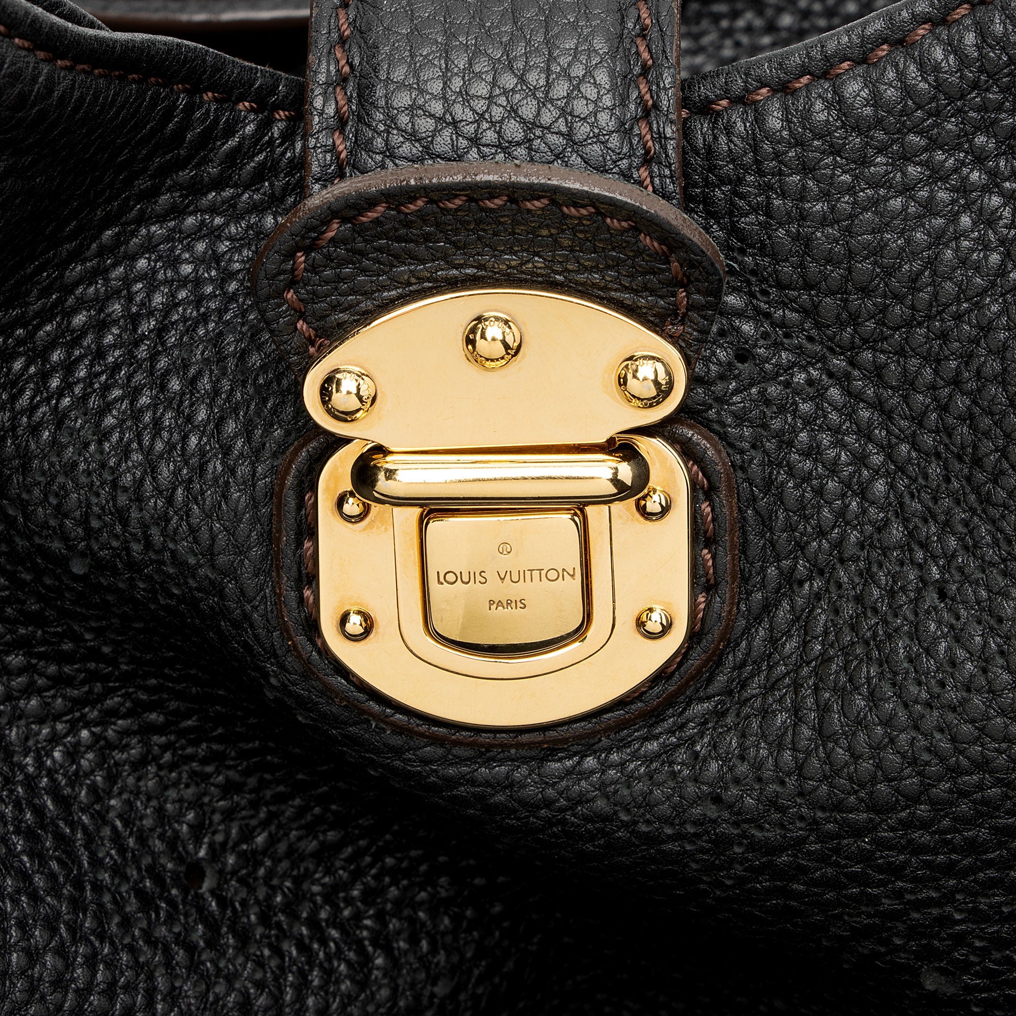 Louis Vuitton Mahina Leather L Hobo