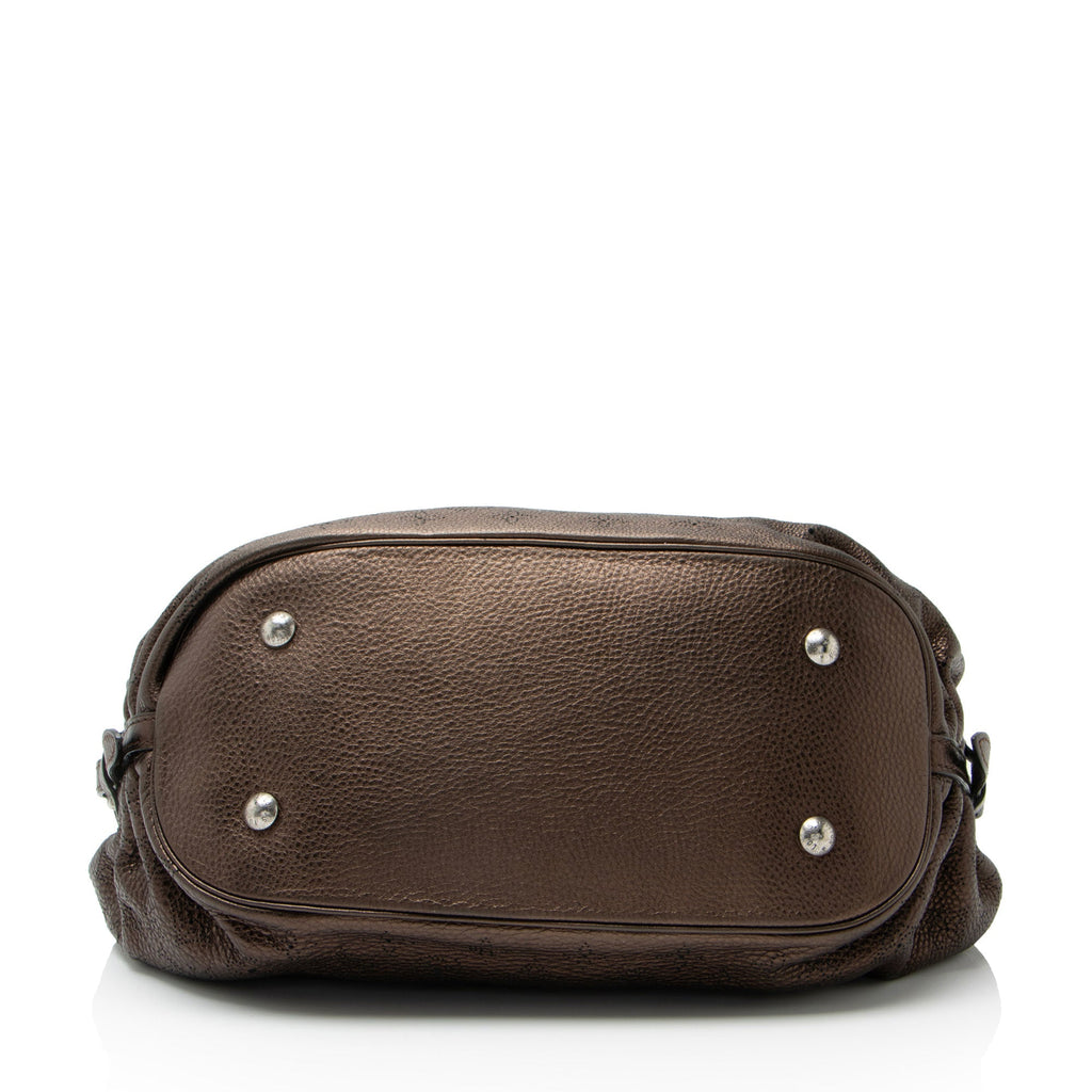 Louis Vuitton Metallic Mahina Leather L Hobo