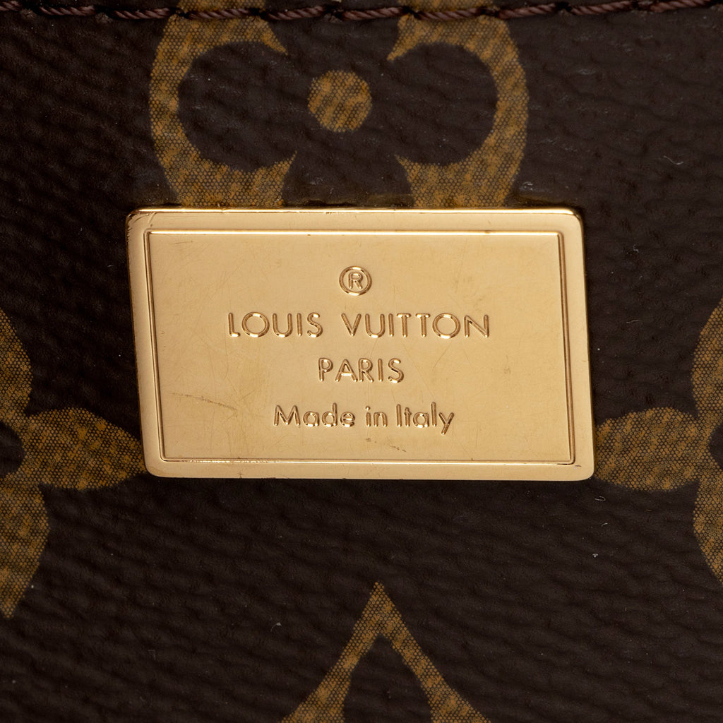 Louis Vuitton Miroir Patent Leather Venice Shoulder Bag (SHF-ZDUV9d)