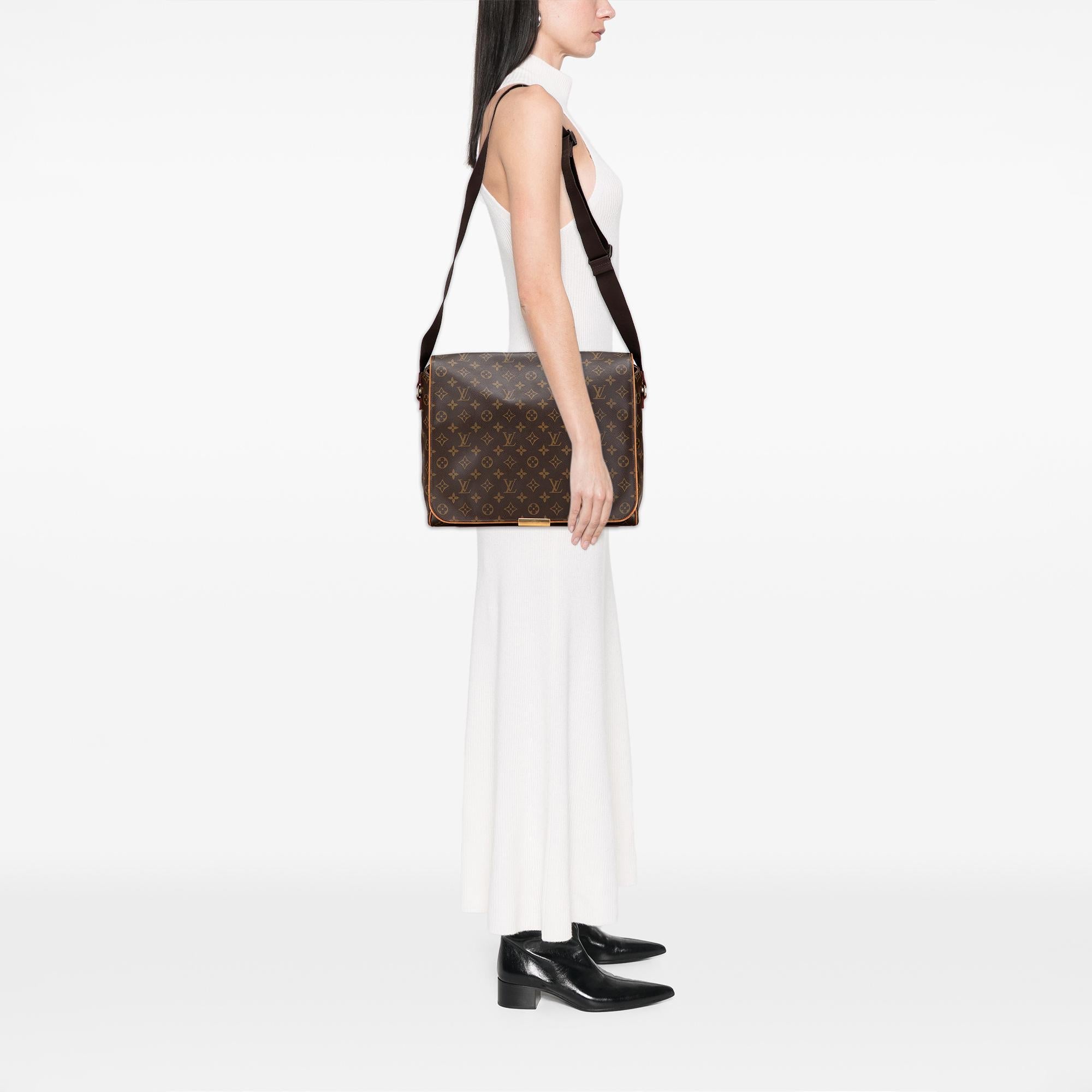 Louis Vuitton Monogram Abbesses