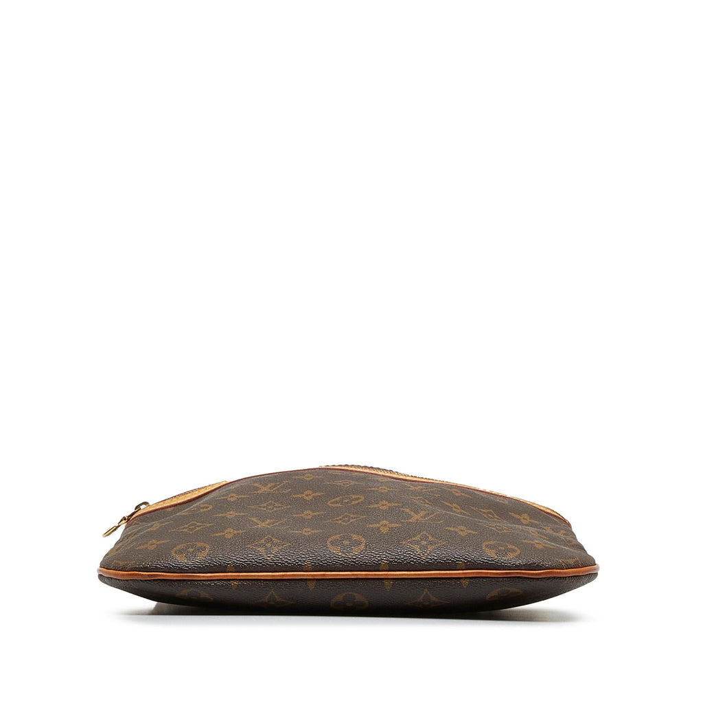Louis Vuitton Monogram Bosphore Pochette (SHG-F20jX4)
