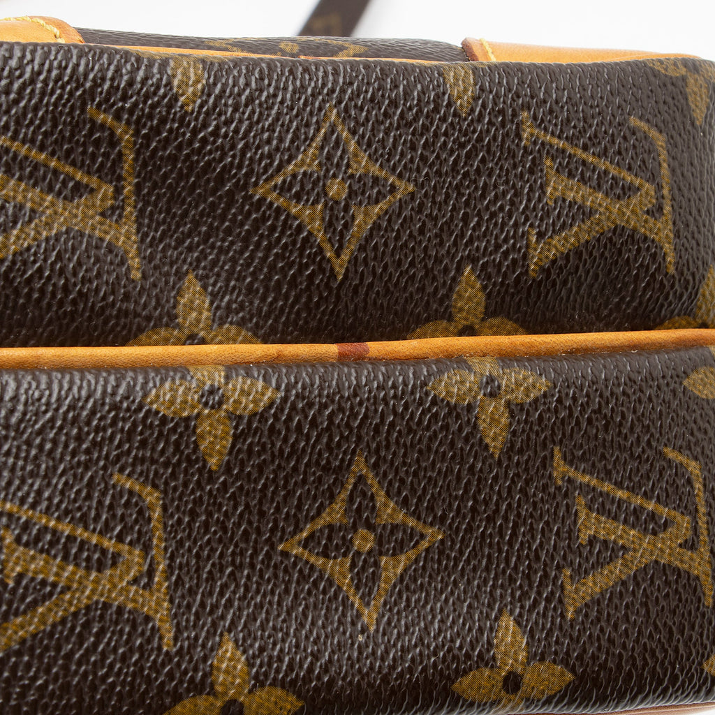 Louis Vuitton Monogram Canvas Amazone Shoulder Bag (SHF-ZIBSCo)