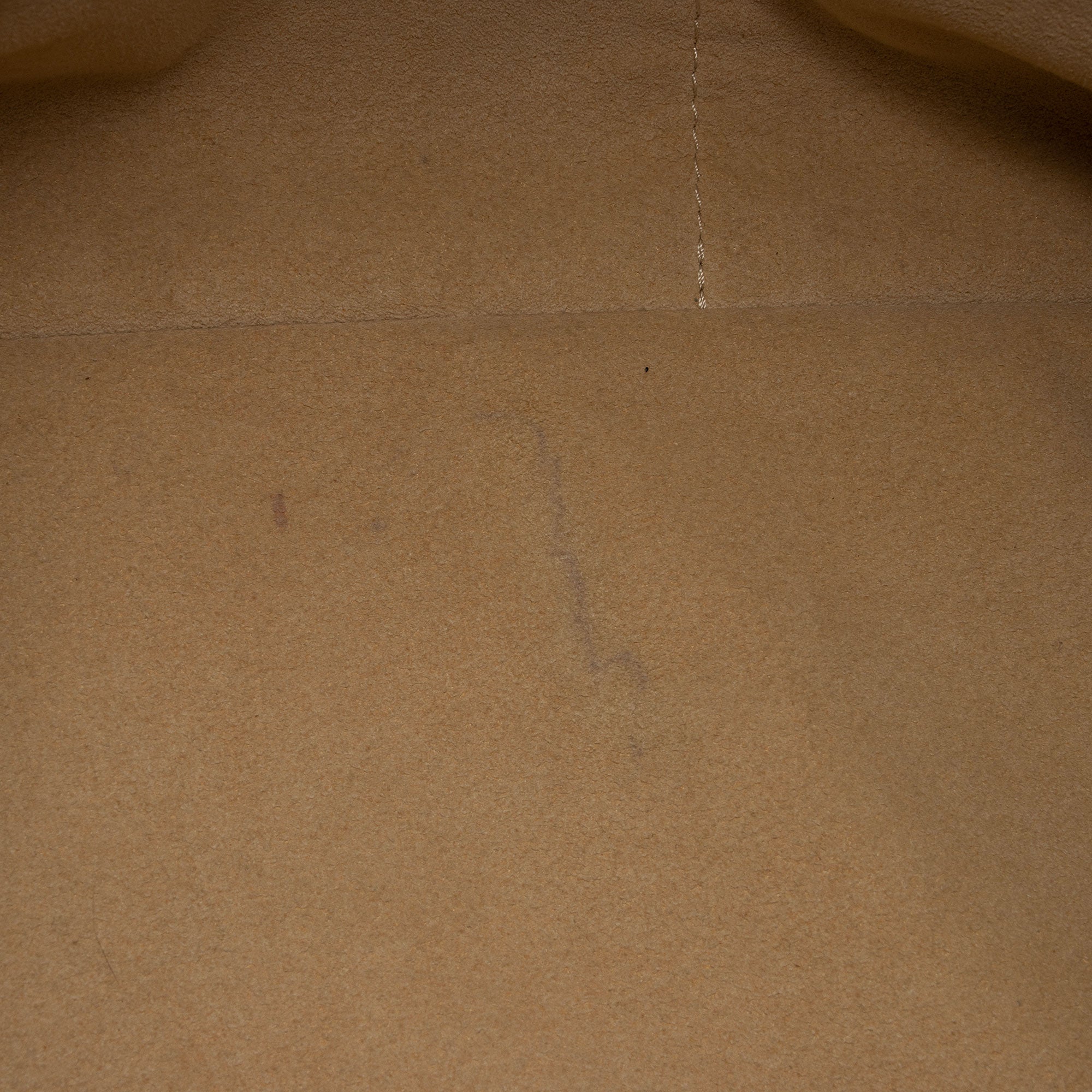 Louis Vuitton Monogram Canvas Artsy MM Shoulder Bag (SHF-ljRbnx)