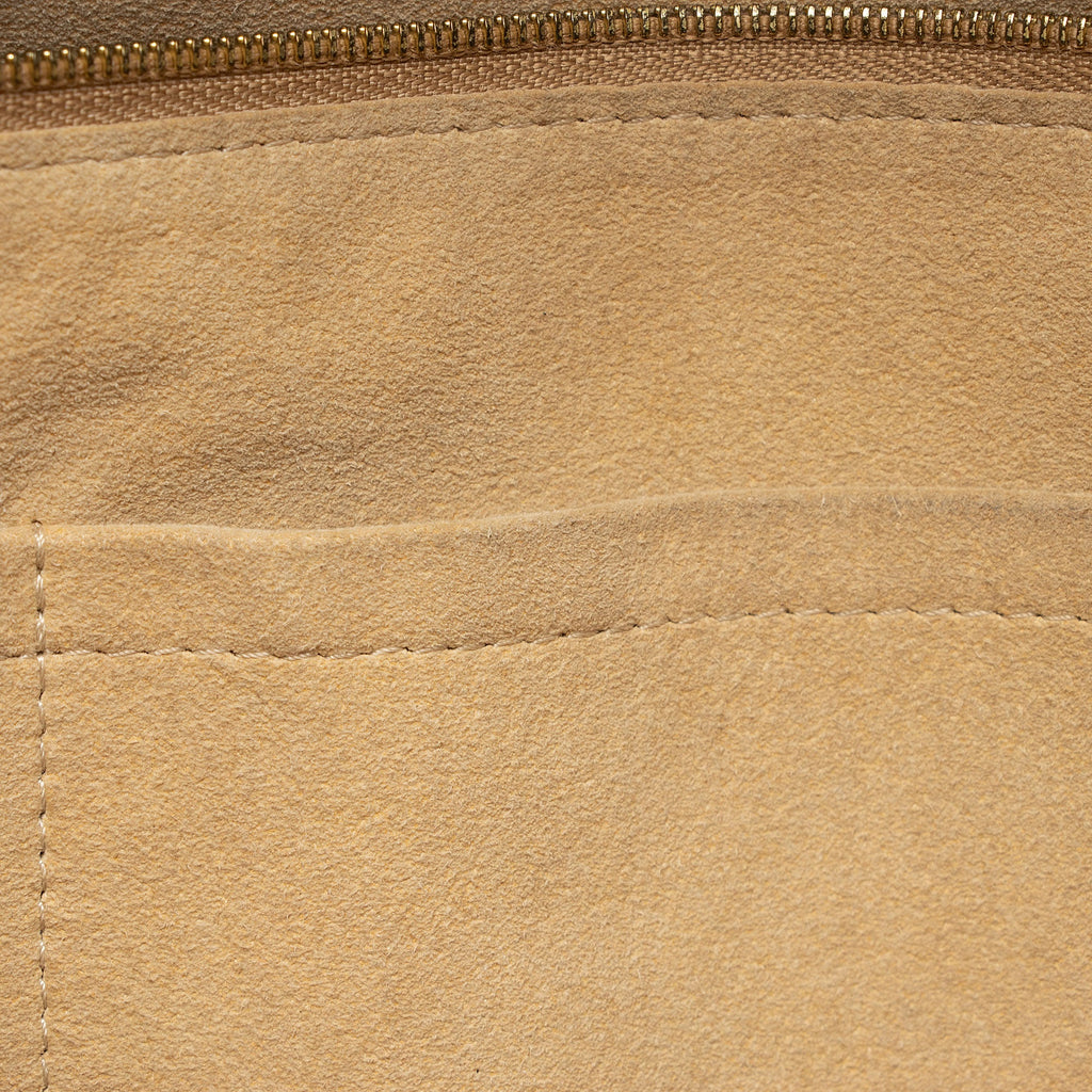 Louis Vuitton Monogram Canvas Artsy MM Shoulder Bag