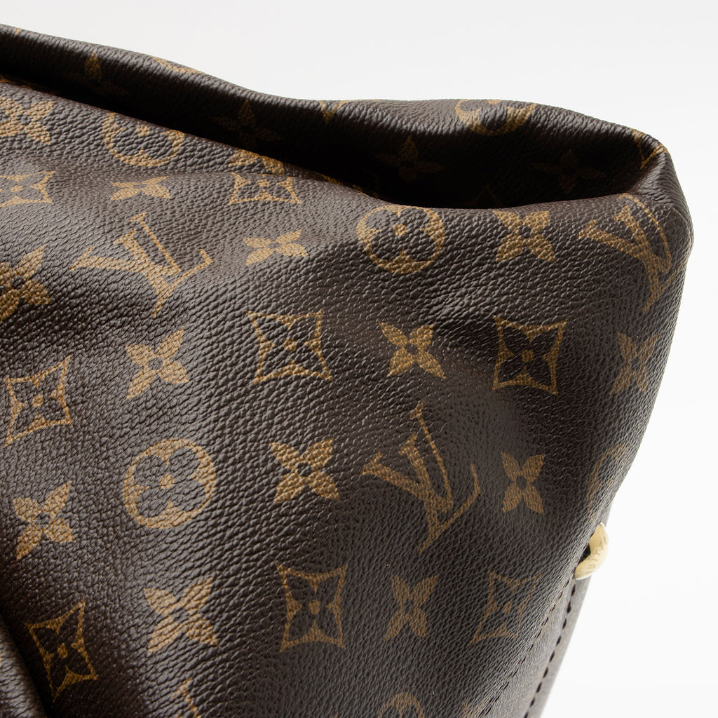 Louis Vuitton Monogram Canvas Artsy MM Shoulder Bag (SHF-VBulIB)