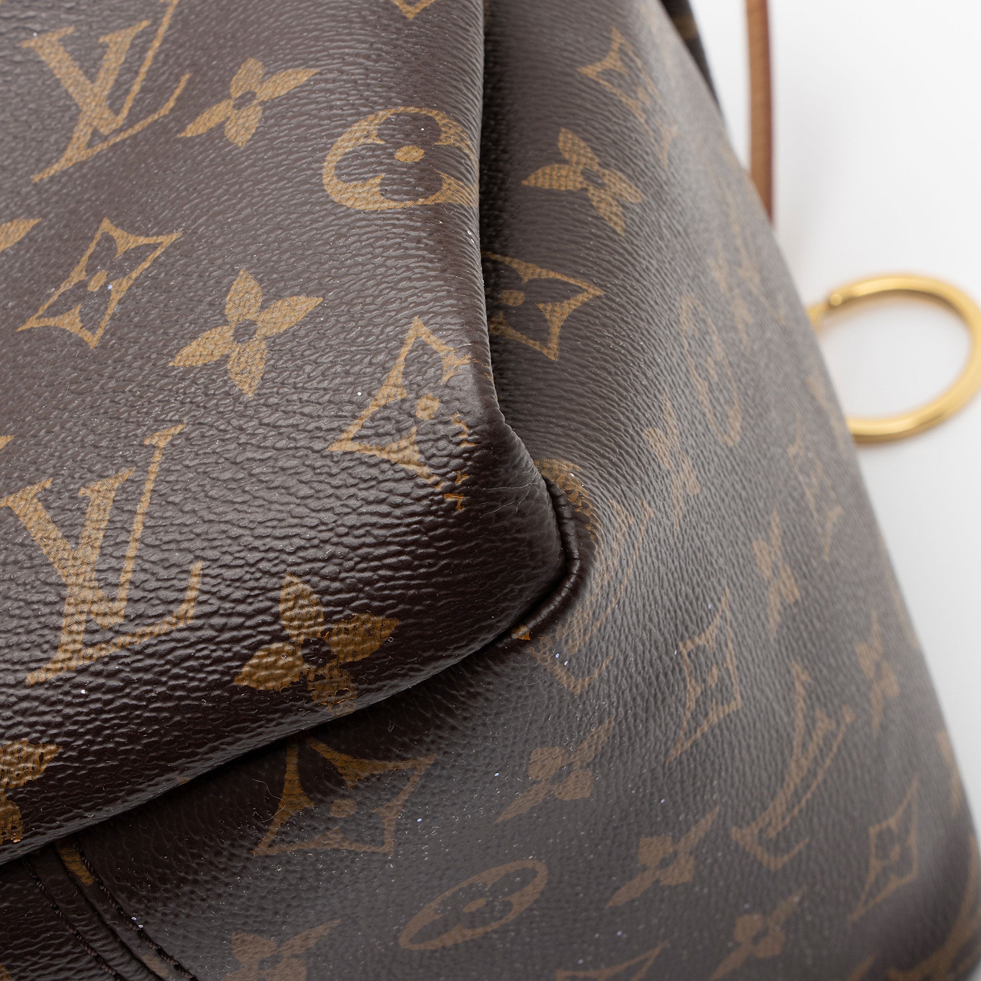 Louis Vuitton Monogram Canvas Artsy MM Shoulder Bag (SHF-giE8eU)