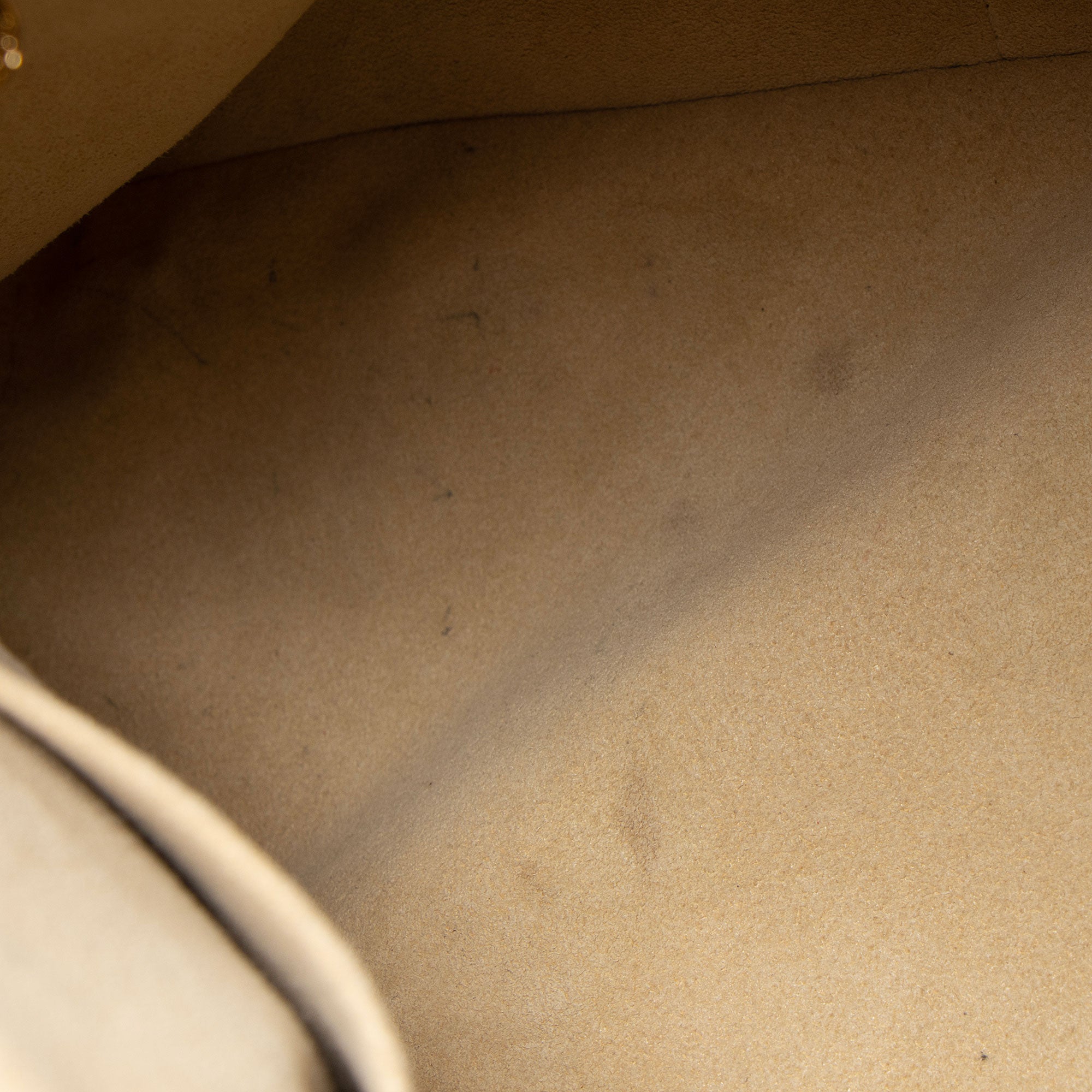 Louis Vuitton Monogram Canvas Artsy MM Shoulder Bag