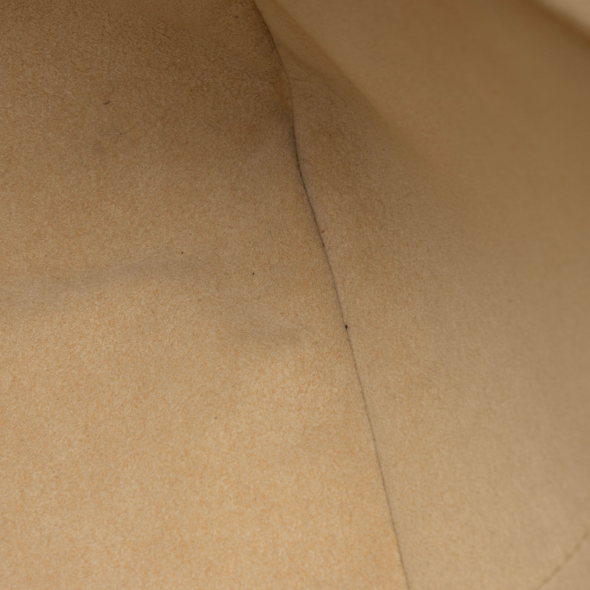 Louis Vuitton Monogram Canvas Artsy MM Shoulder Bag