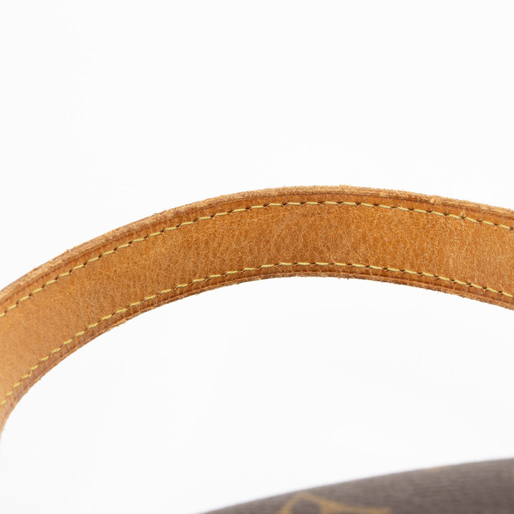 Louis Vuitton Monogram Canvas Batignolles Horizontal Tote (SHF-4QtywM)