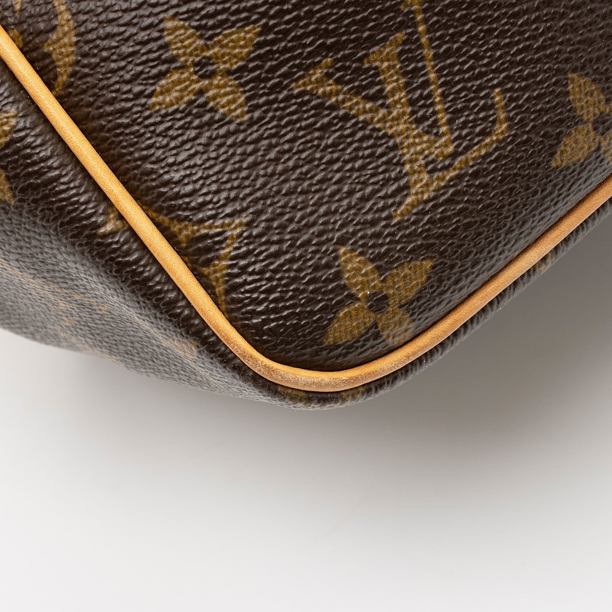 Louis Vuitton Monogram Canvas Batignolles Tote (SHF-sPXBi4)
