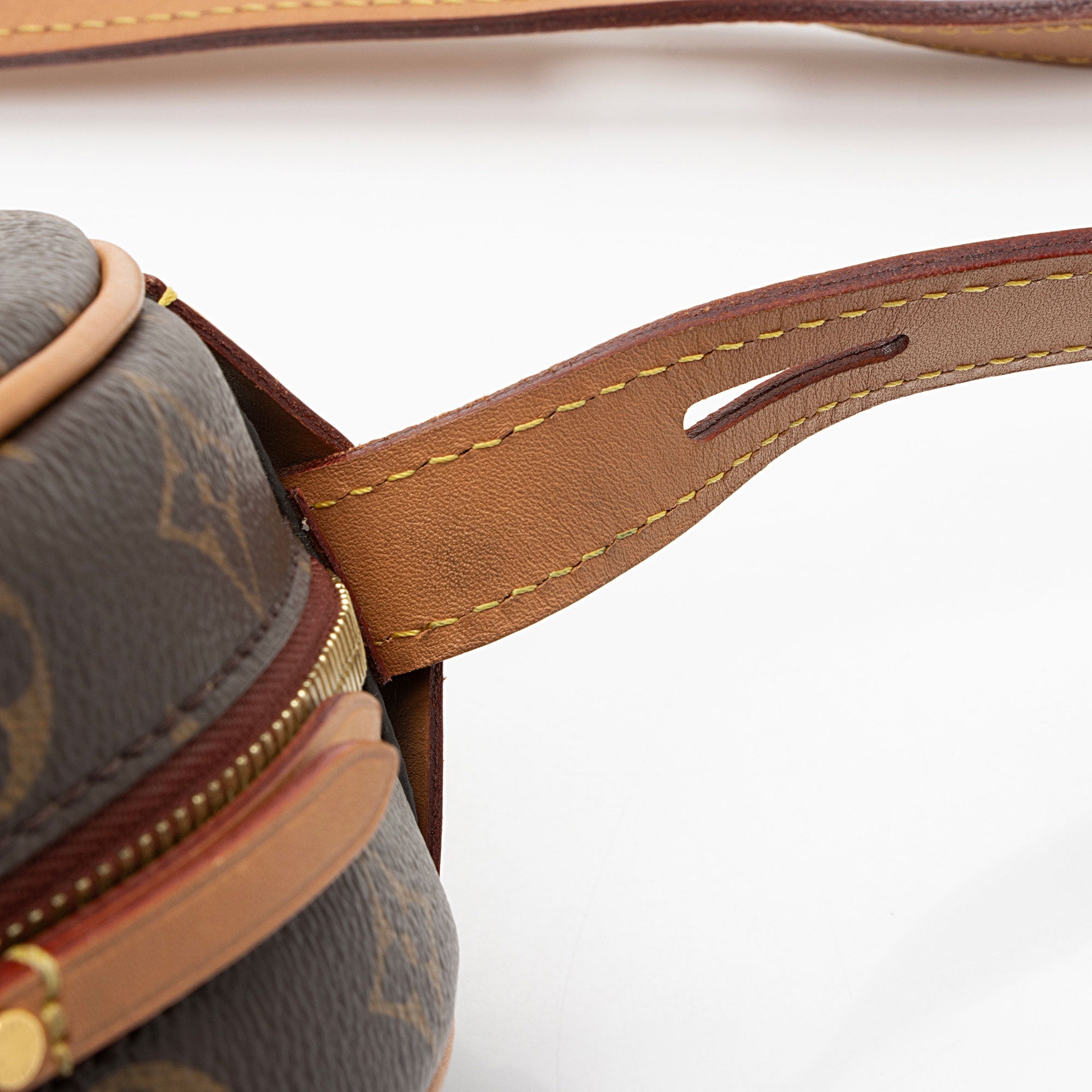 Louis Vuitton Monogram Canvas Boite Chapeau Souple PM Shoulder Bag (SHF-dIiCrt)