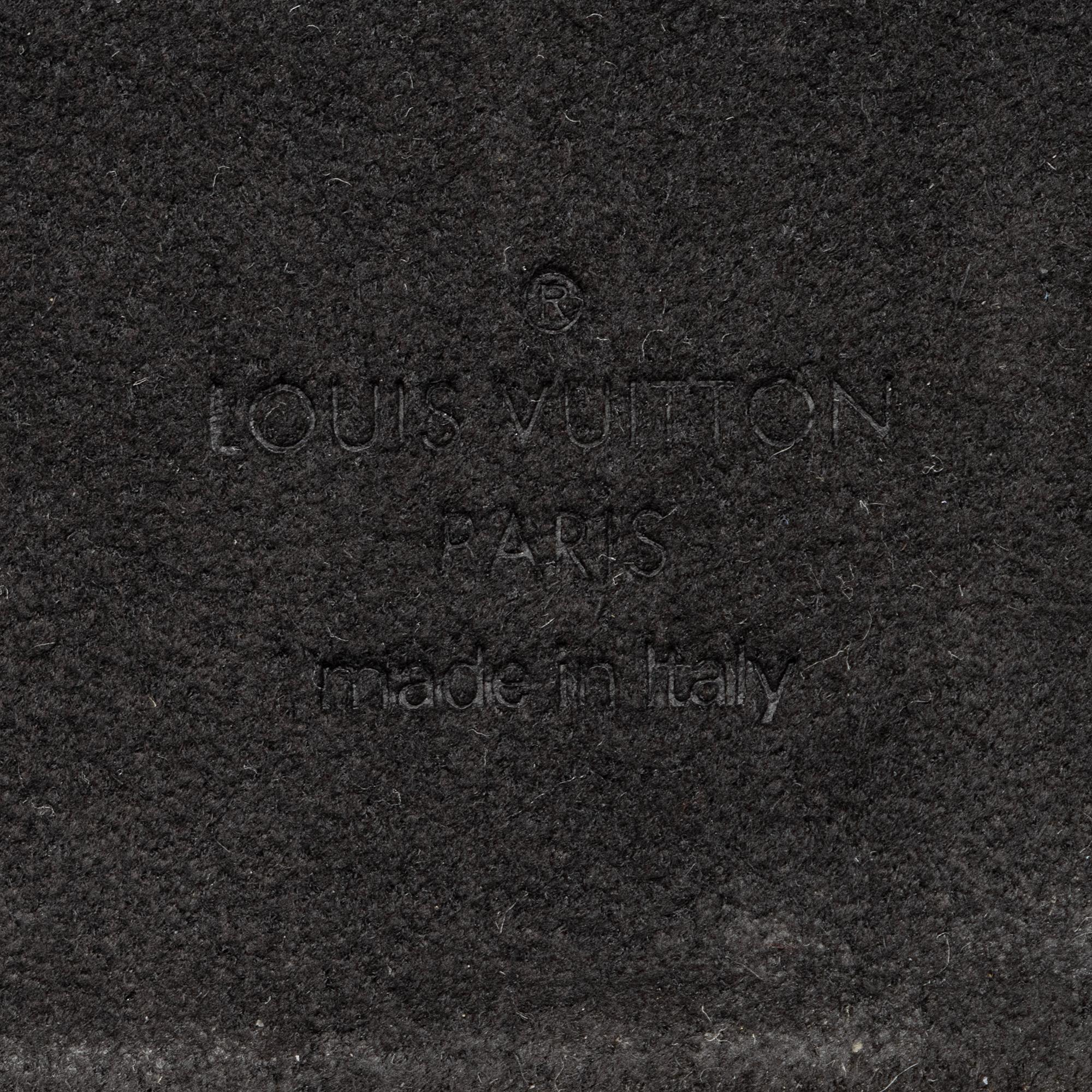 Louis Vuitton Monogram Canvas Calfskin Pro Max Bumper iPhone 11 Case (SHF-jdOzSM)