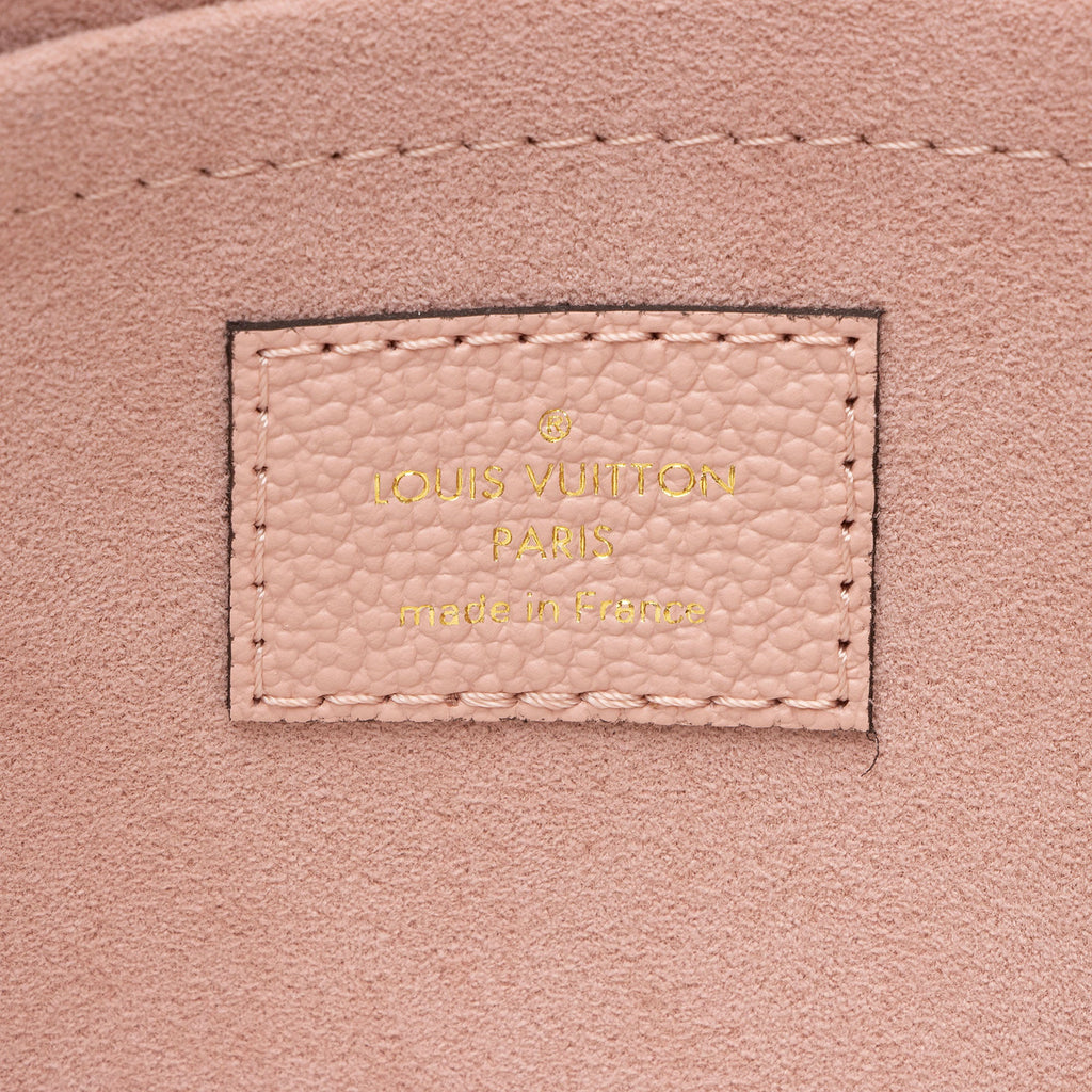 Louis Vuitton Monogram Canvas Daily Pouch (SHF-ZnoCfR)