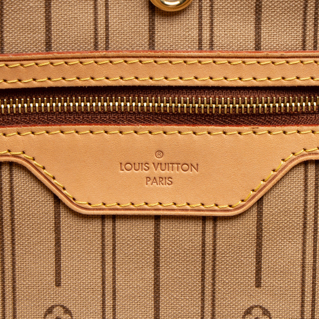 Louis Vuitton Monogram Canvas Delightful MM Shoulder Bag (SHF-OAjeVL)