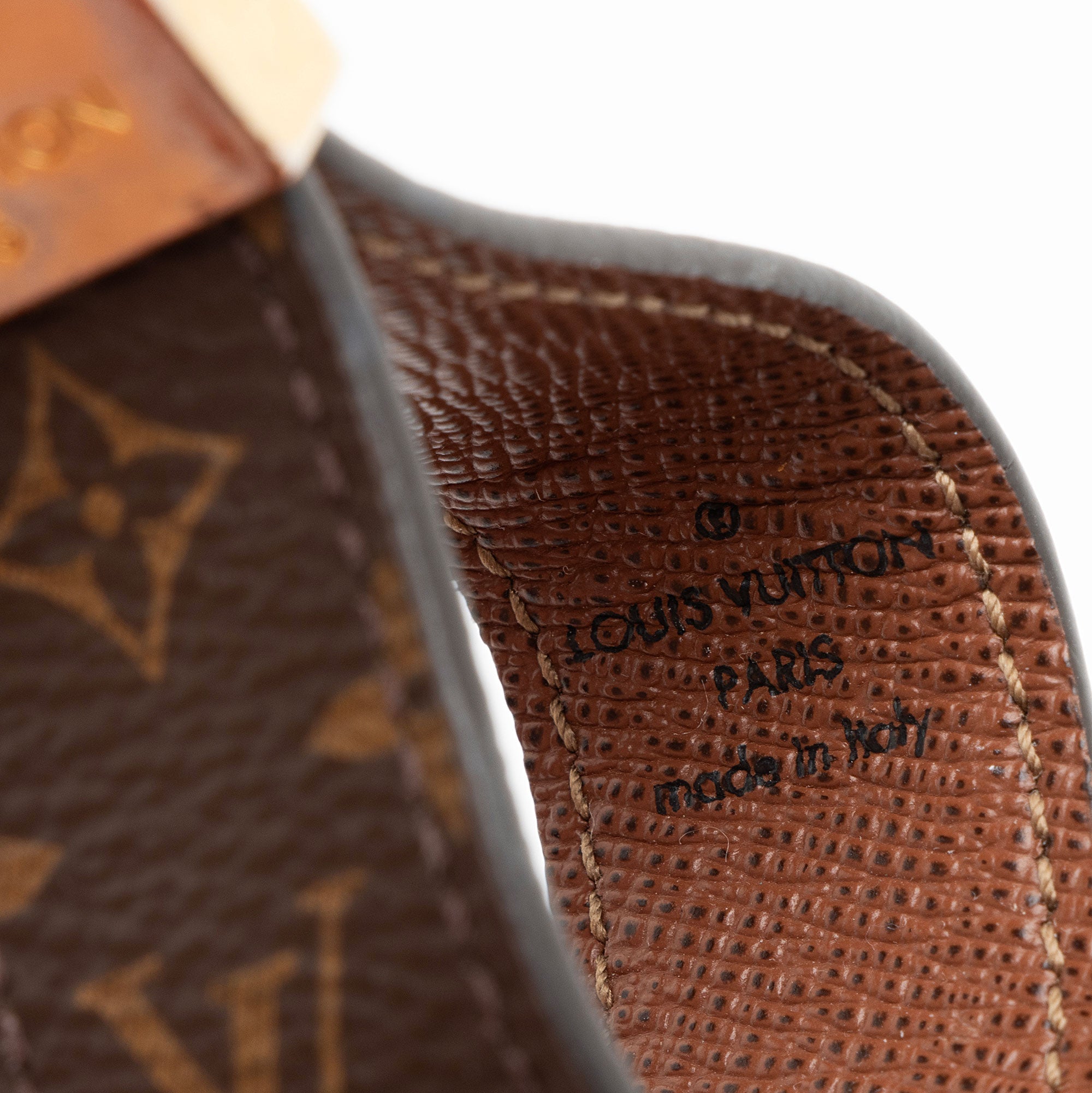 Louis Vuitton Monogram Canvas Dragonne Key Holder