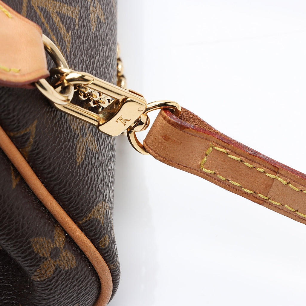 Louis Vuitton Monogram Canvas Eva Clutch (SHF-0Ct94Q)