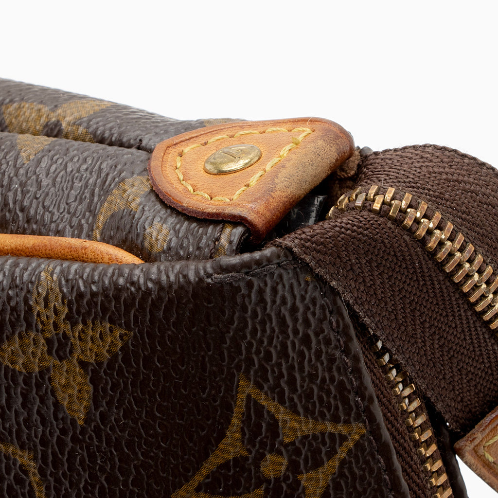 Louis Vuitton Monogram Canvas Eva Clutch (SHF-KYOYXp)