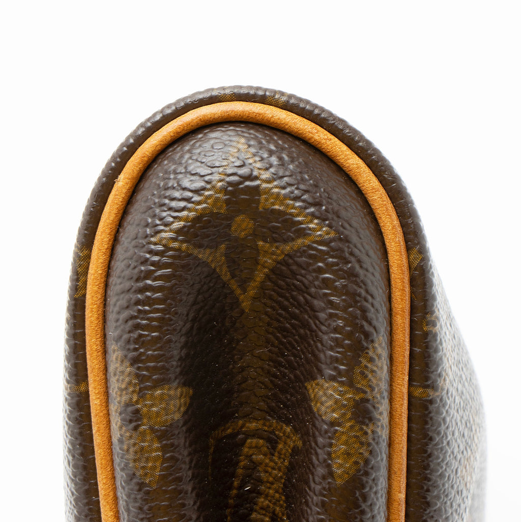 Louis Vuitton Monogram Canvas Eva Clutch