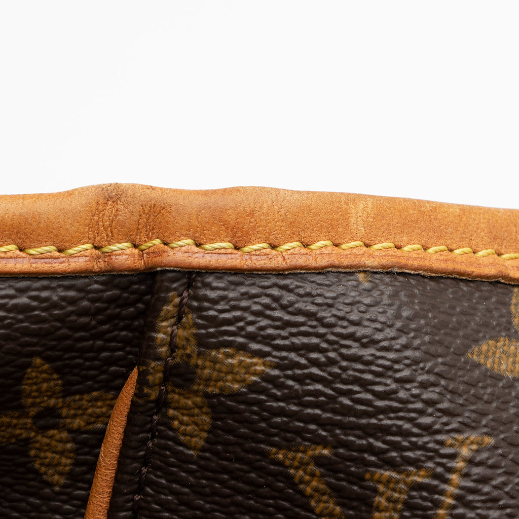 Louis Vuitton Monogram Canvas Galliera PM Shoulder Bag (SHF-23765)