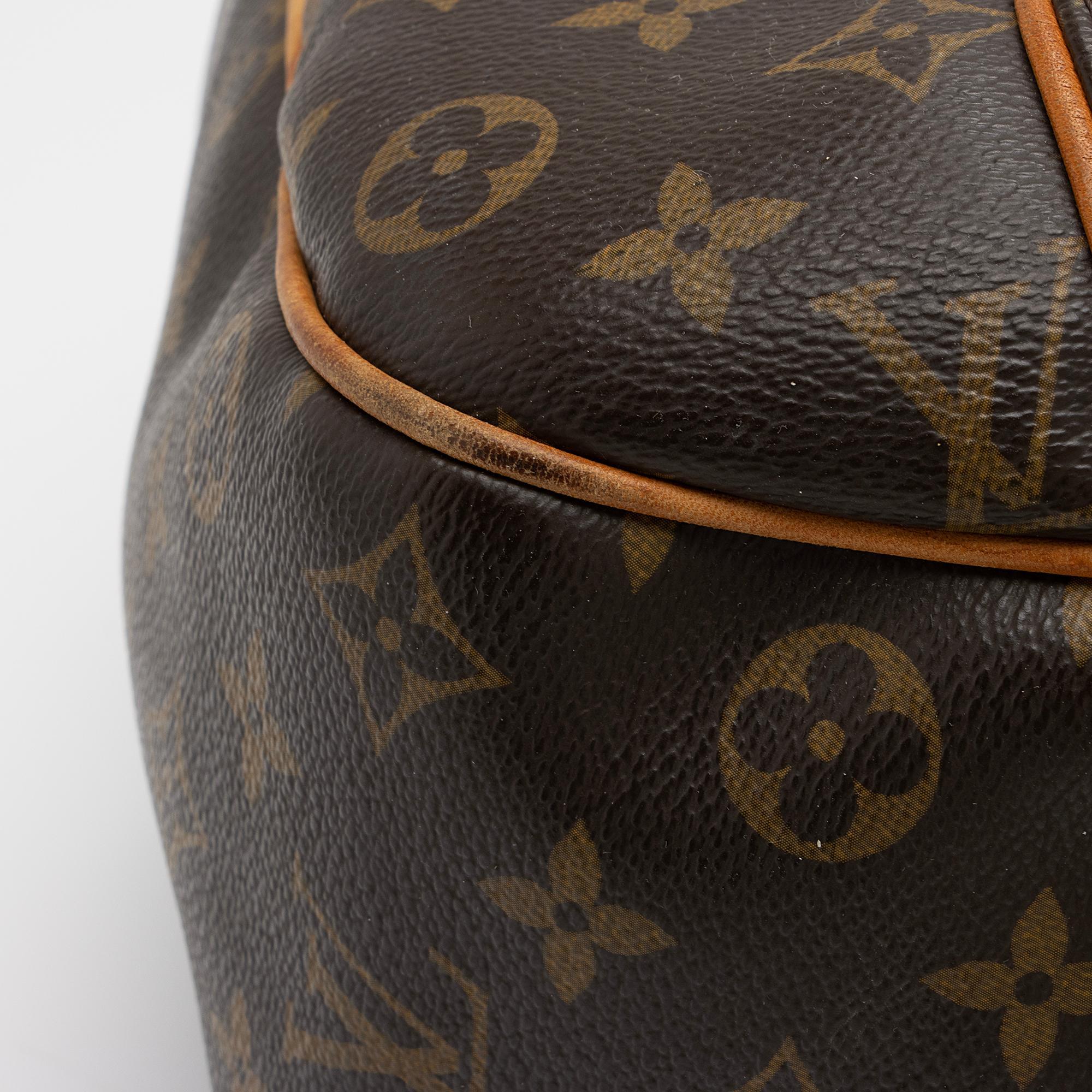 Louis Vuitton Monogram Canvas Galliera PM Shoulder Bag (SHF-fls4me)