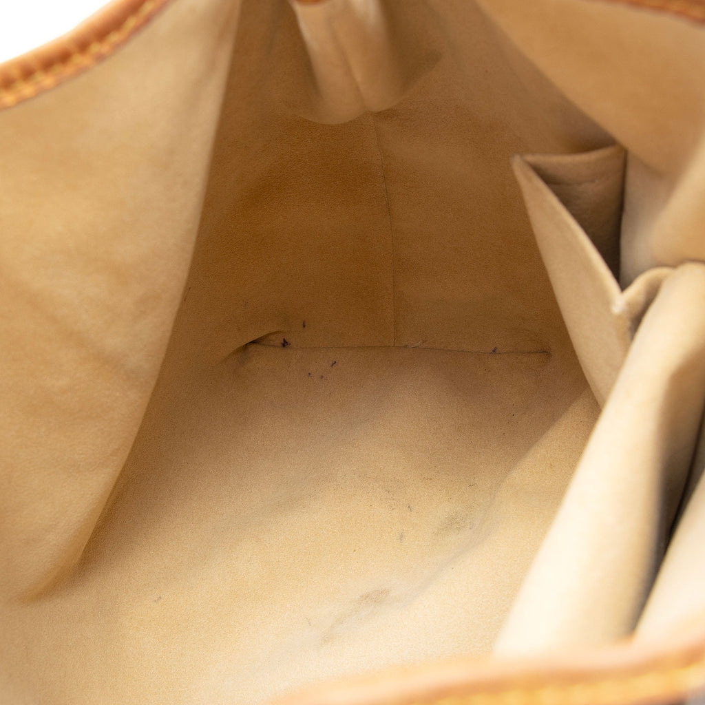 Louis Vuitton Monogram Canvas Galliera PM Shoulder Bag (SHF-aeyoTS)