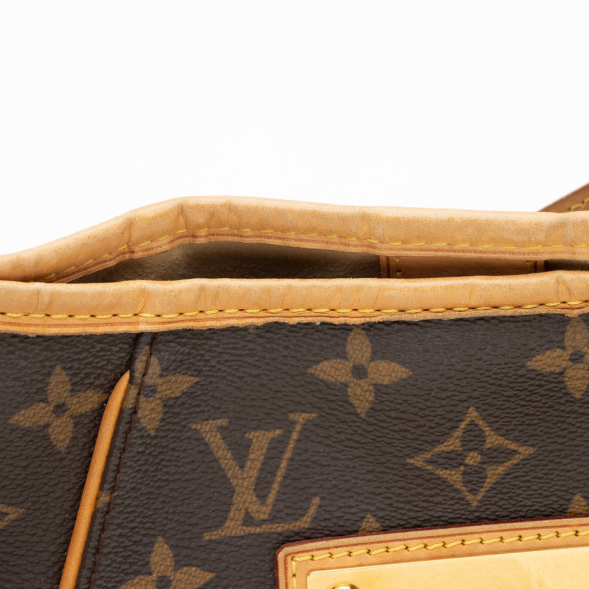 Louis Vuitton Monogram Canvas Galliera PM Shoulder Bag (SHF-K34ihO)