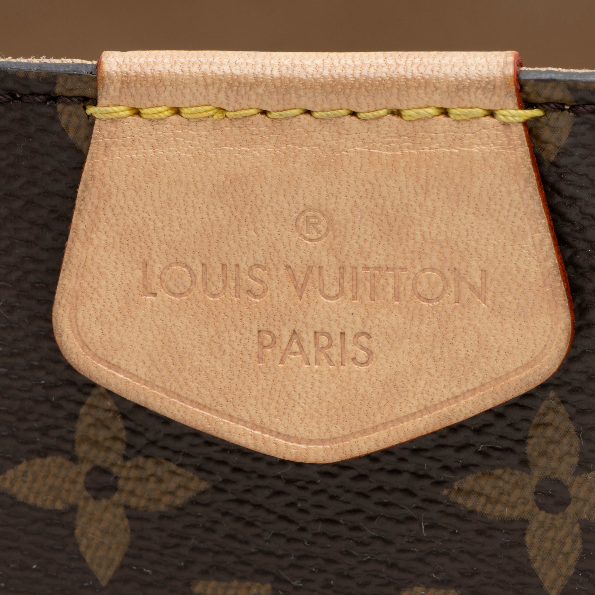 Louis Vuitton Monogram Canvas Graceful PM Hobo (SHF-23848)