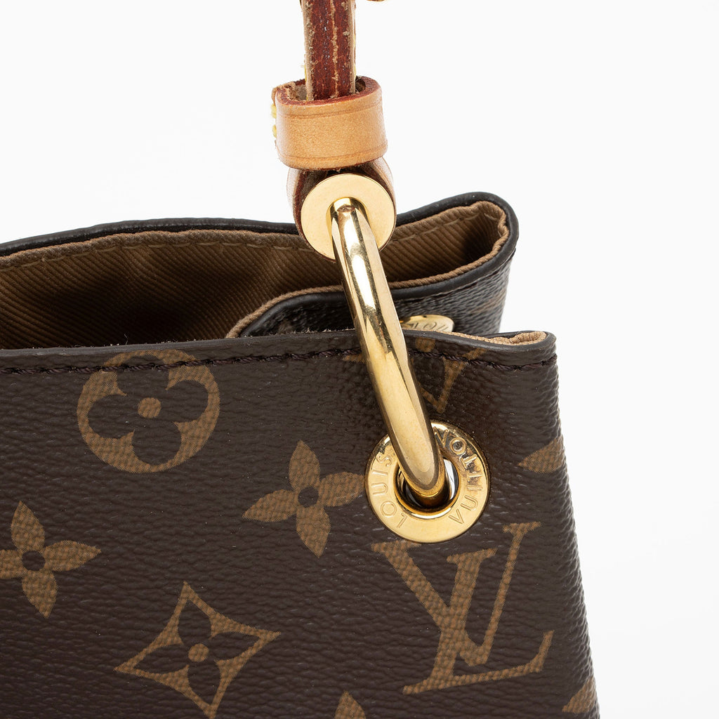 Louis Vuitton Monogram Canvas Graceful PM Hobo (SHF-VNzRqE)