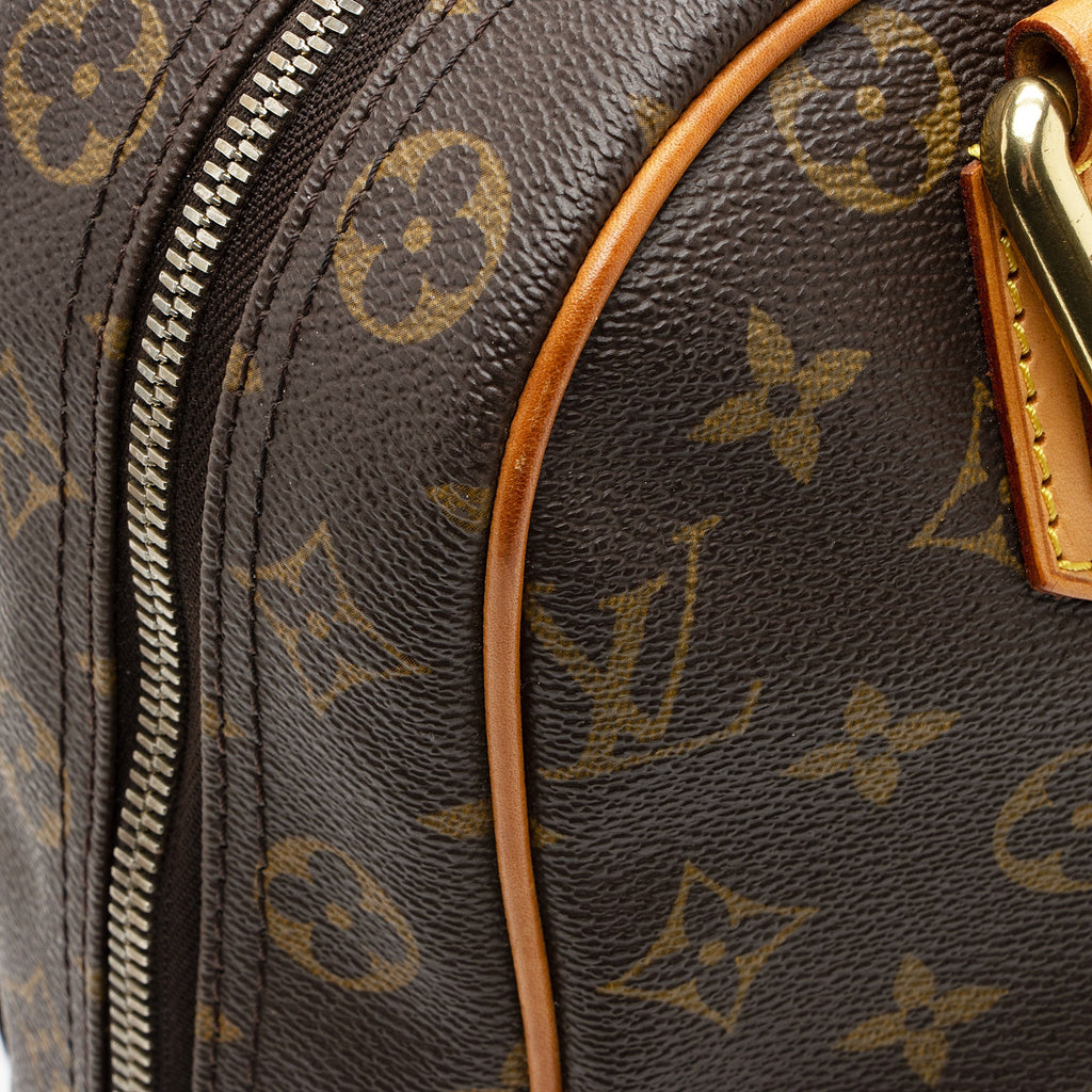 Louis Vuitton Monogram Canvas Manhattan GM Satchel (SHF-cuyjWb)