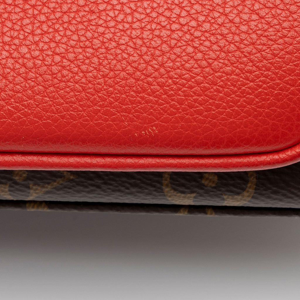 Louis Vuitton Monogram Canvas Marignan Messenger Bag (SHF-XfPyEI)