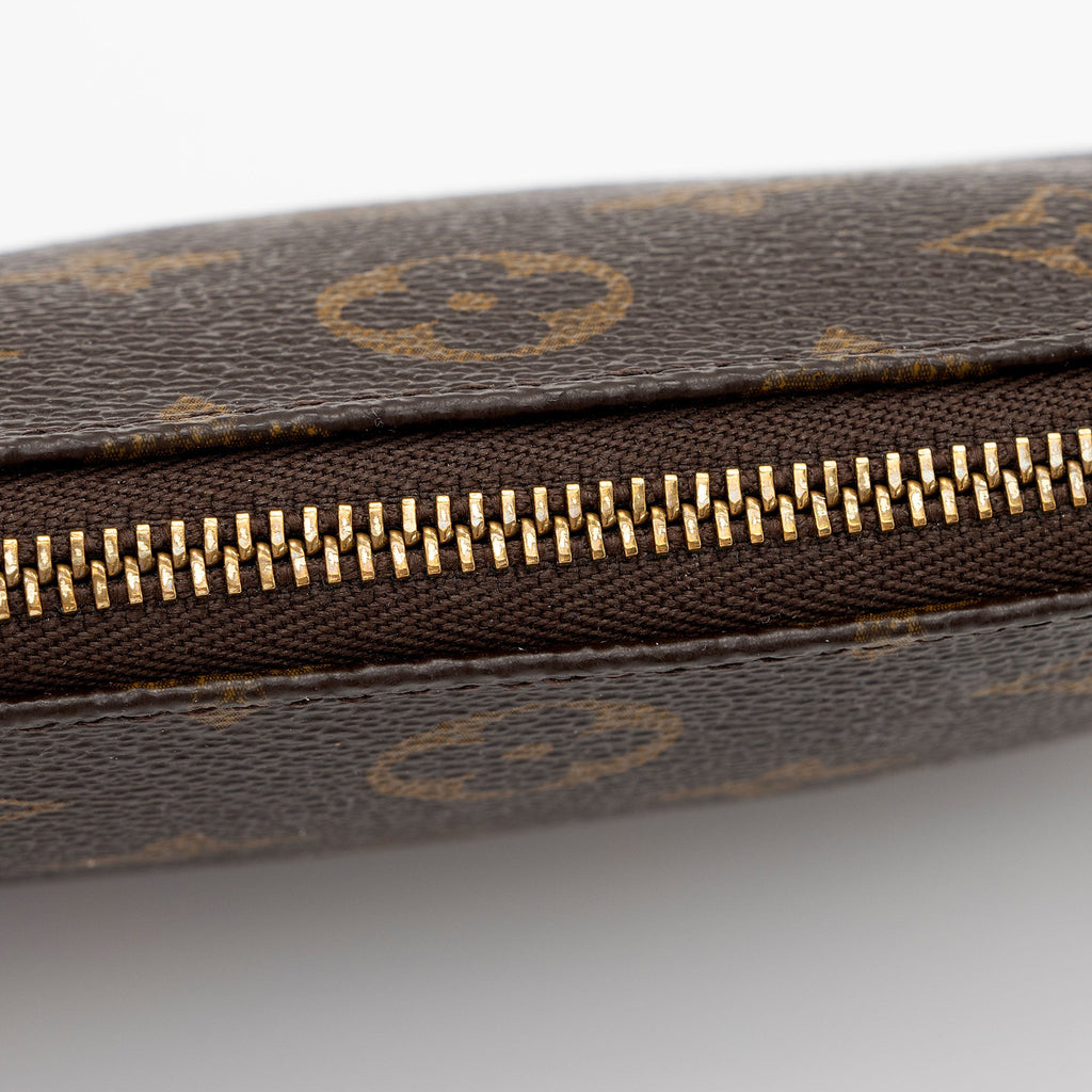 Louis Vuitton Monogram Canvas Mini Pochette Accessoires (SHF-s84SHR)