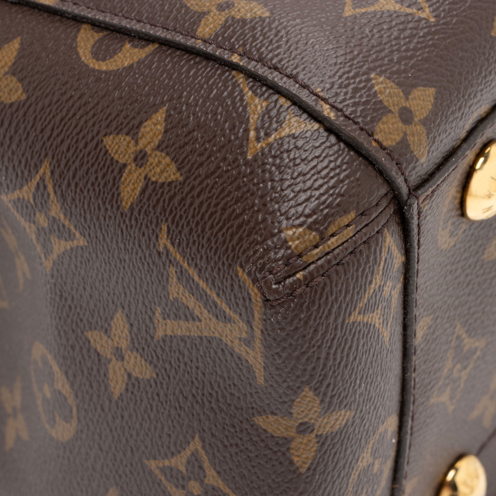 Louis Vuitton Monogram Canvas Montaigne MM Tote (SHF-b7bwxD)
