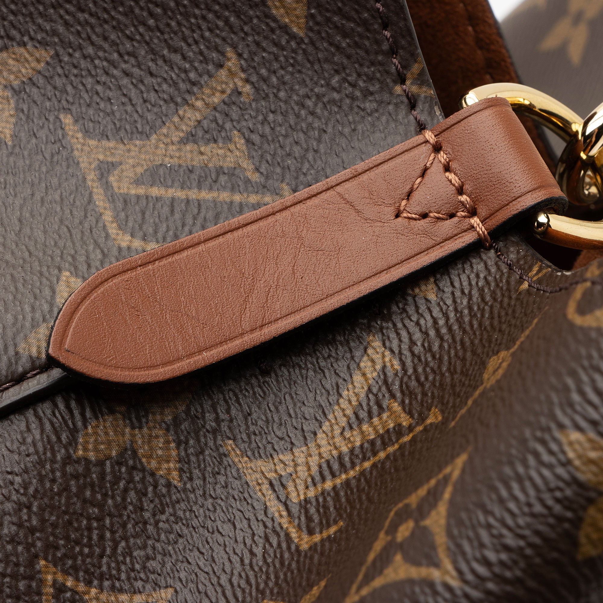 Louis Vuitton Monogram Canvas Neonoe Shoulder Bag (SHF-vTEOAx)