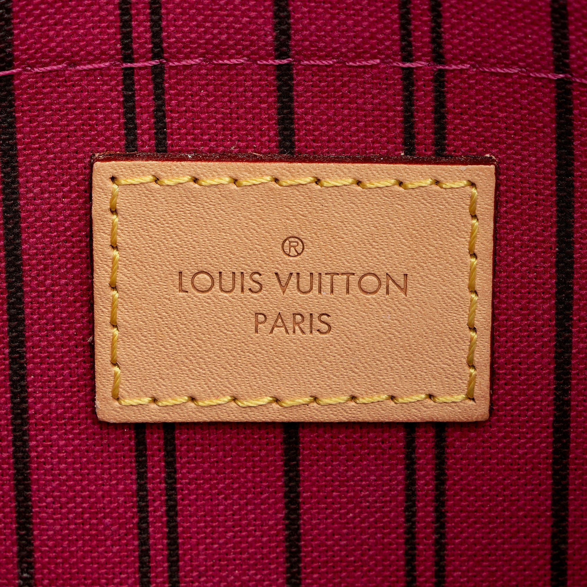Louis Vuitton Monogram Canvas Neverfull MM Pochette (SHF-kgyF1G)