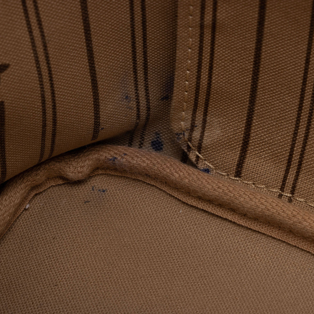 Louis Vuitton Monogram Canvas Neverfull MM Tote (SHF-JdmzIM)