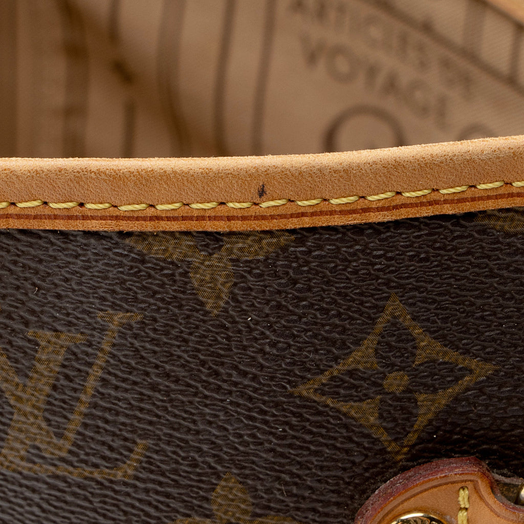 Louis Vuitton Monogram Canvas Neverfull MM Tote (SHF-ZN4hJP)