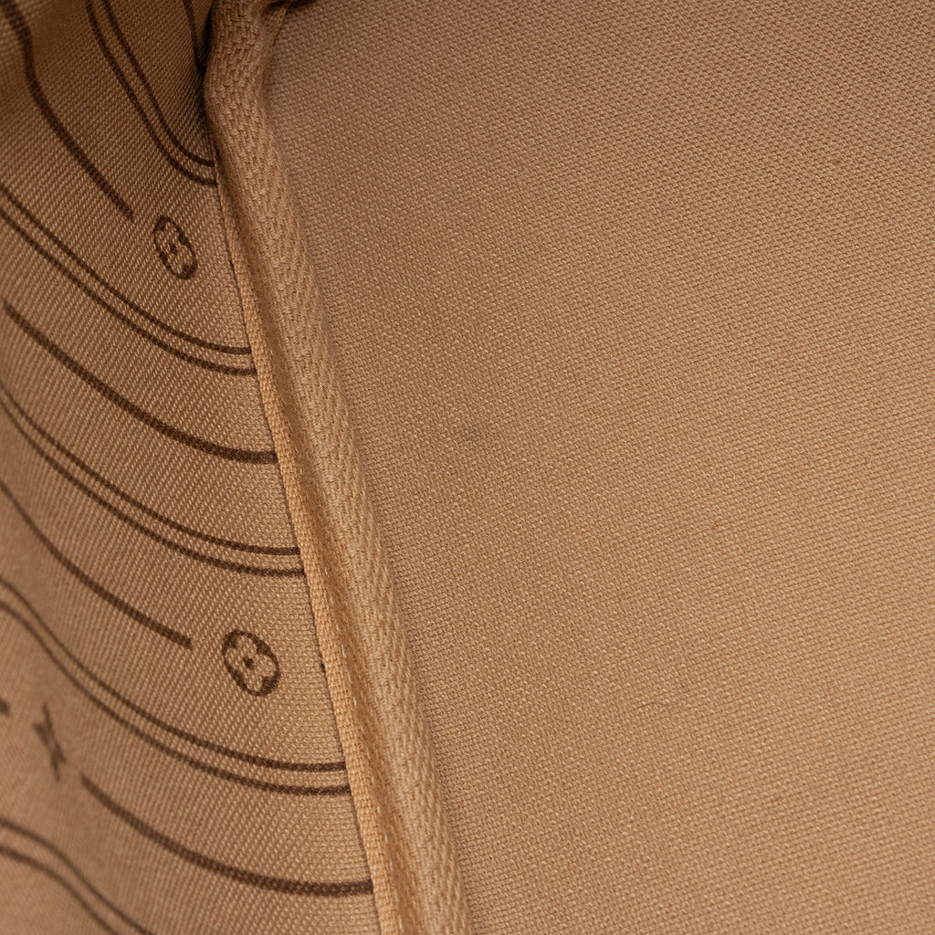 Louis Vuitton Monogram Canvas Neverfull MM Tote (SHF-aTjZ93)