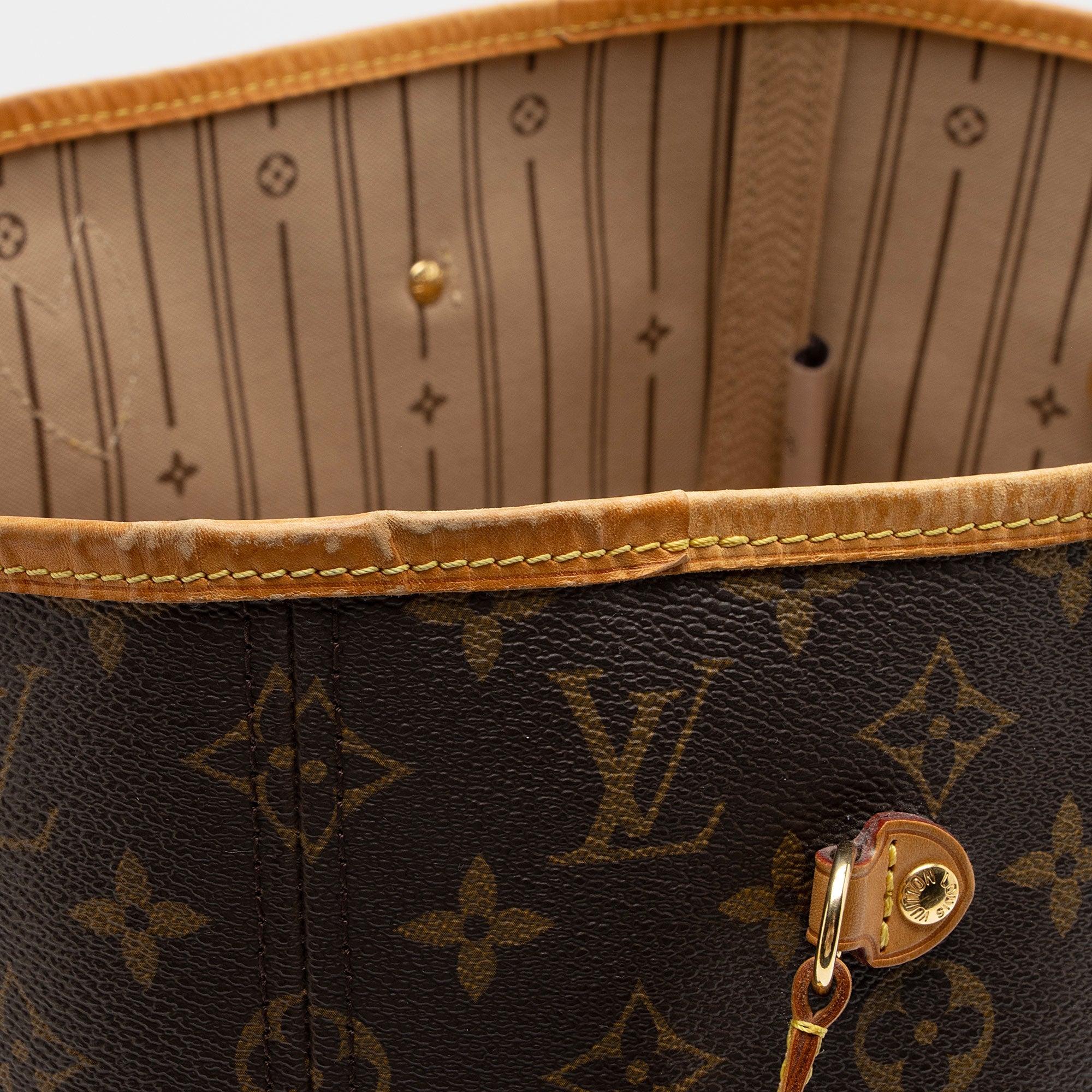 Louis Vuitton Monogram Canvas Neverfull MM Tote (SHF-jGOi4T)