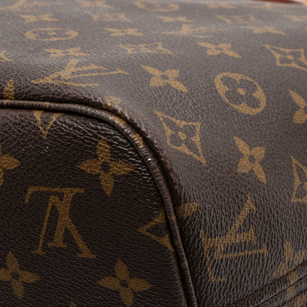 Louis Vuitton Monogram Canvas Neverfull MM Tote (SHF-PgW5T1)