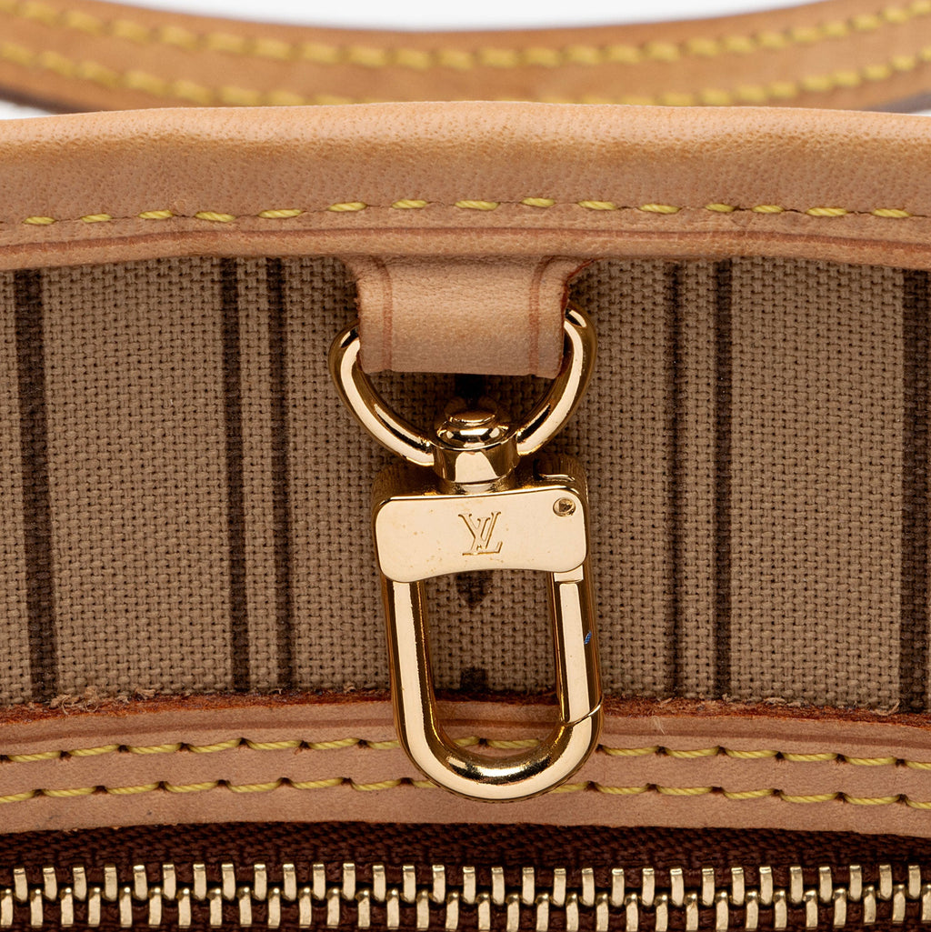 Louis Vuitton Monogram Canvas Neverfull PM Tote (SHF-aV7xhL)